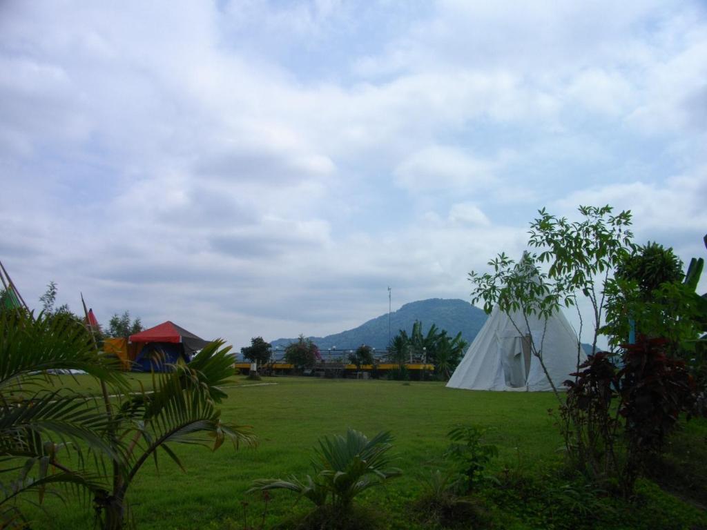 Indian View Hotel Khao Kho Esterno foto